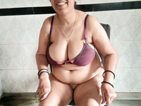Hot meena bhabhi  open boobs
