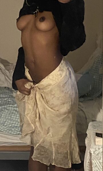 Super gemütlich in meinem Pullover ᯓᡣ