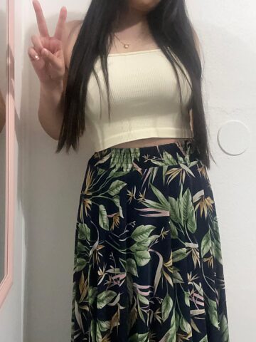 Хорошая девочка днём, непослушная шлюха ночью