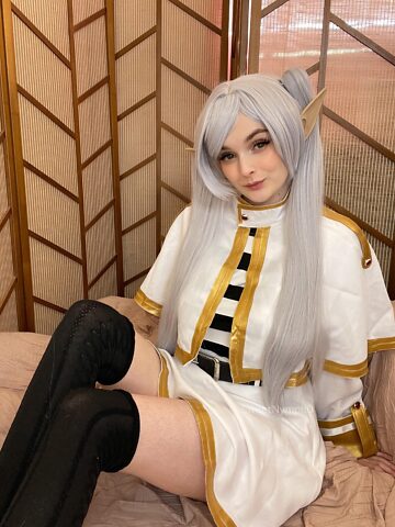 Frieren by Sweet Nymph